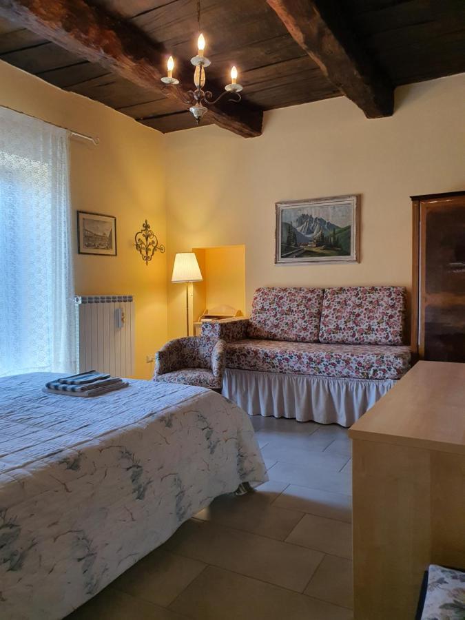 Il Casolare Del Medio Olona Bed and Breakfast Fagnano Olona Εξωτερικό φωτογραφία